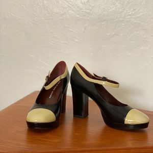 Marc Jacobs Mary Jane heels size 9.5